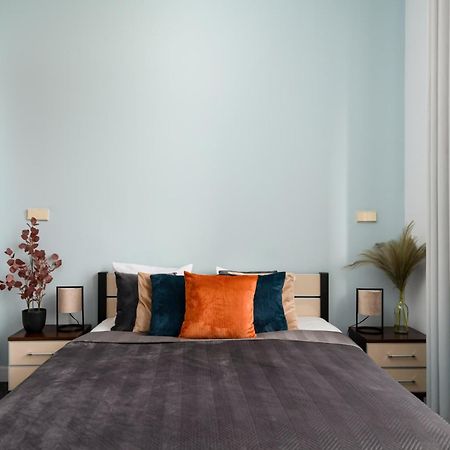 Prestige Apartment - Elegant & Quiet Stay 3 Rooms 90M2 - As Home Apartamenty Rynek 508 วรอตซวาฟ ภายนอก รูปภาพ
