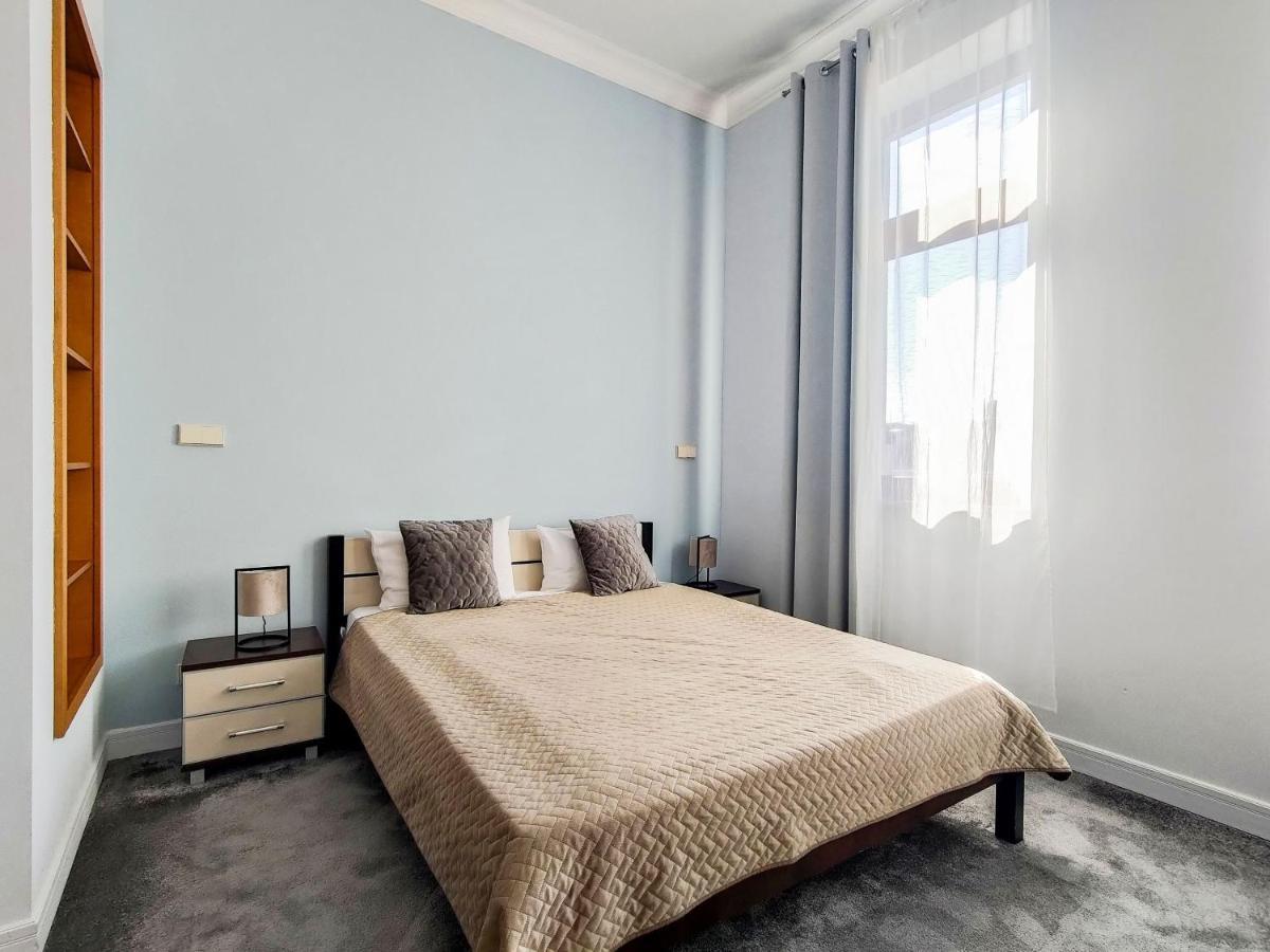Prestige Apartment - Elegant & Quiet Stay 3 Rooms 90M2 - As Home Apartamenty Rynek 508 วรอตซวาฟ ภายนอก รูปภาพ